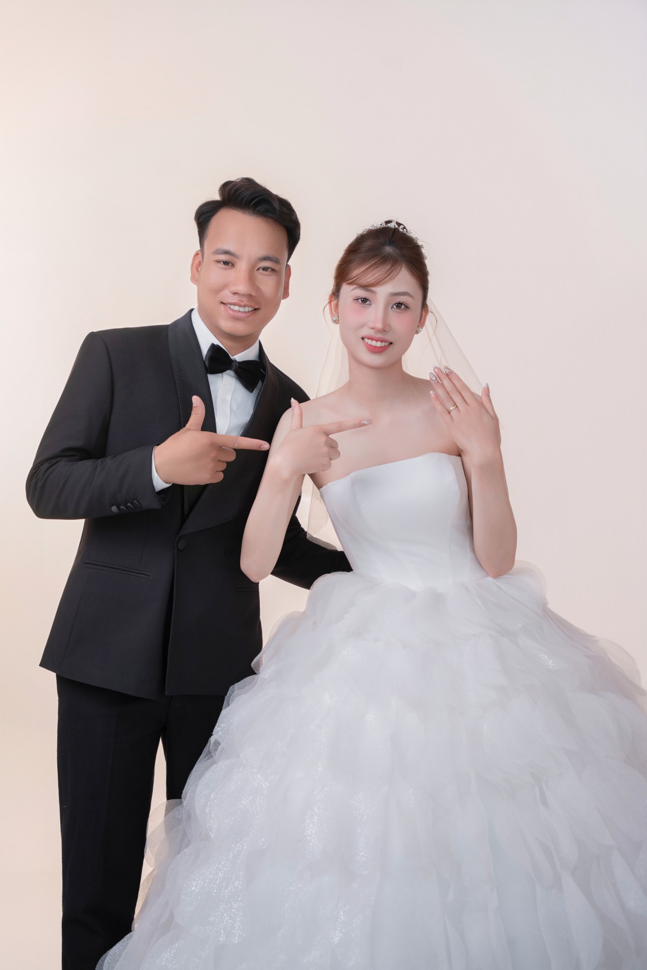 THIỆP CƯỚI DUY PHƯƠNG & HỒNG HUỆ