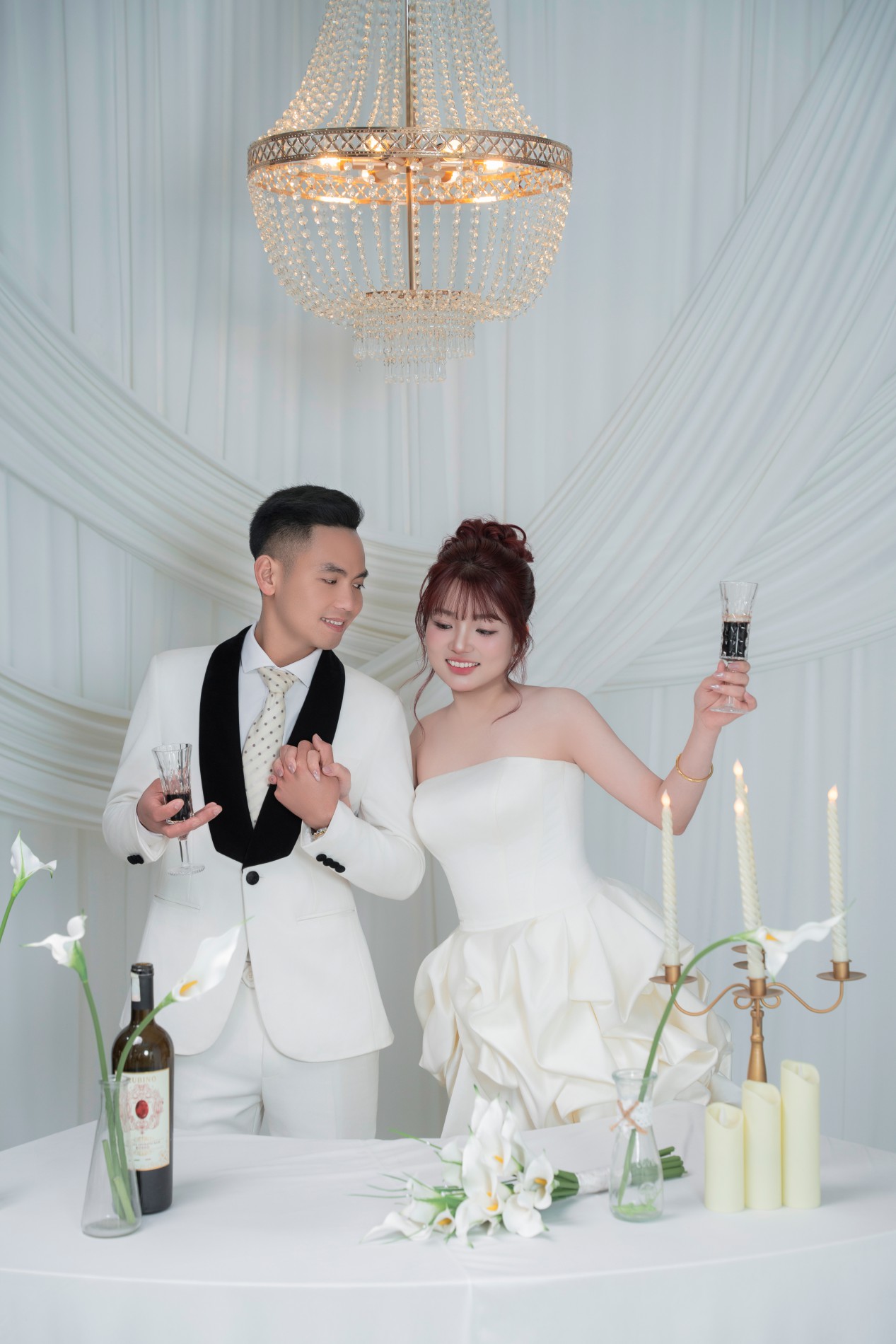 TRƯƠNG THANH & NGUYỄN HOA